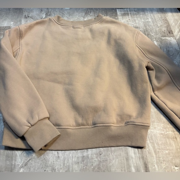 Automet Beige V-Neck Women's Cropped Sweatshirt - Picture 2 of 5
